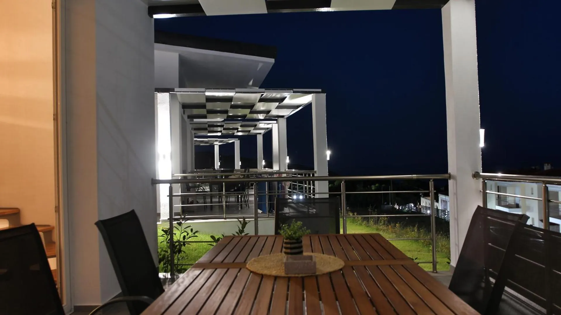Loutra Villas Agia Paraskevi  0*, Agia Paraskevi (Kassandra)