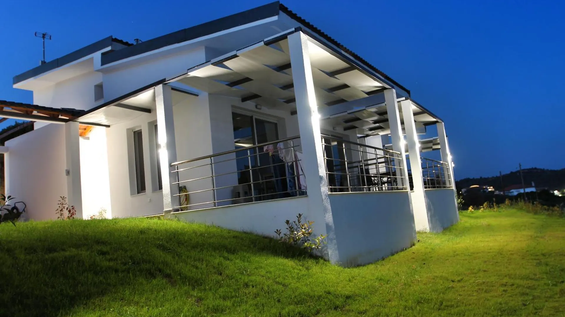 Loutra Villas Agia Paraskevi